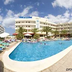 Apartamentos Bahia De San Antonio 
